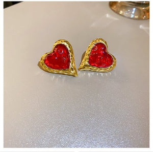 High End Temperament Pleated Heart - shaped Earrings Retro - Zambeel