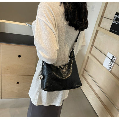 High - grade Light Luxury Glossy Dumpling Bag Casual - Zambeel
