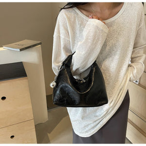 High - grade Light Luxury Glossy Dumpling Bag Casual - Zambeel