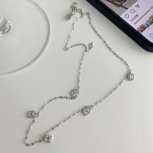 High - grade Niche Women's S925 Sterling Silver Small Square Diamond Clavicle Necklace - Zambeel