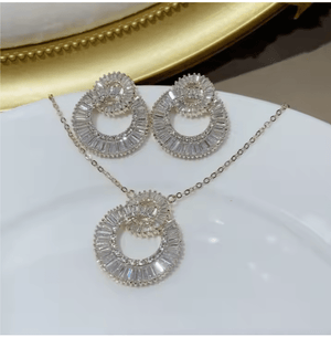 Infinity Necklace Set - Zambeel