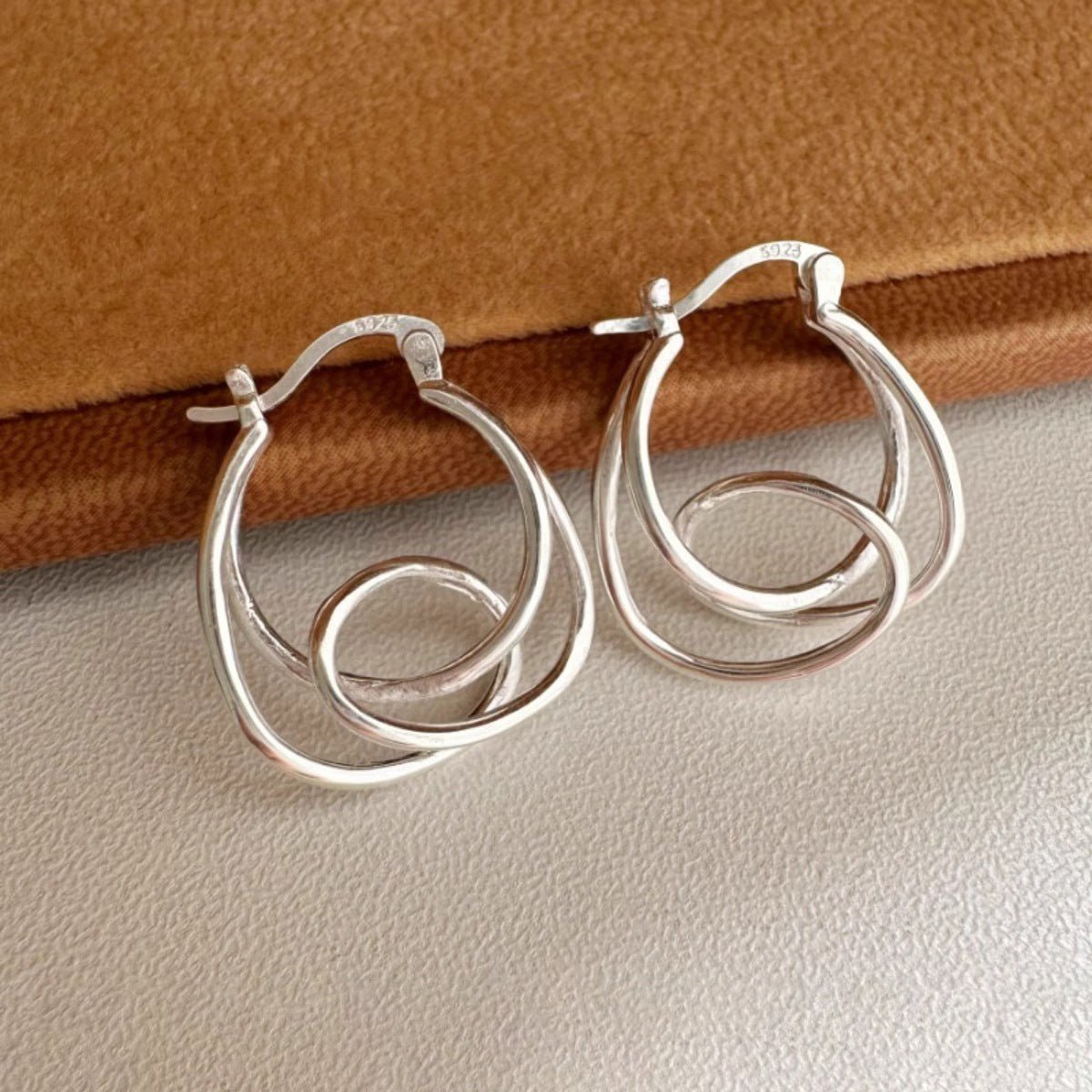 Irregularly Wound Fashionable Light - Luxury Line Earrings - Zambeel
