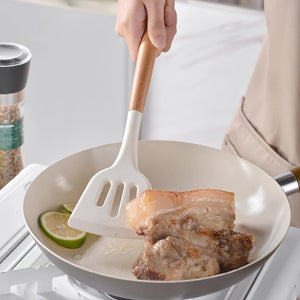 Kenaidi - Silicone Kitchen Set - Zambeel