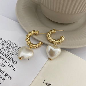 Korean - style Minimalist Twisted - pearl Heart Earrings For Women - Zambeel