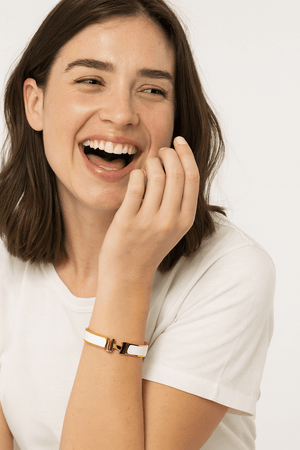 Luxury H Enamel Bracelet - Zambeel