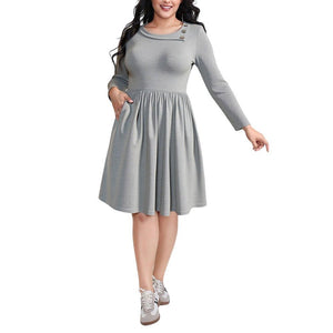 Mid - length Knitted Dress With Pockets On Both Sides - Zambeel