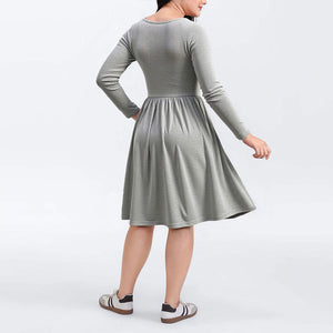 Mid - length Knitted Dress With Pockets On Both Sides - Zambeel