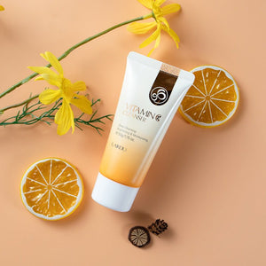 Moisturizing And Fine Pore Cleanser - Zambeel