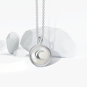 Moon Represents My Heart Hidden Word Projection Necklace - Zambeel