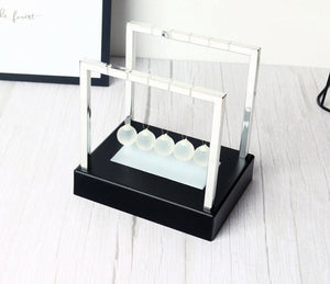 Newtons Cradle LED Light Up Kinetic Energy Home Office Science Toys Home Decor - Zambeel