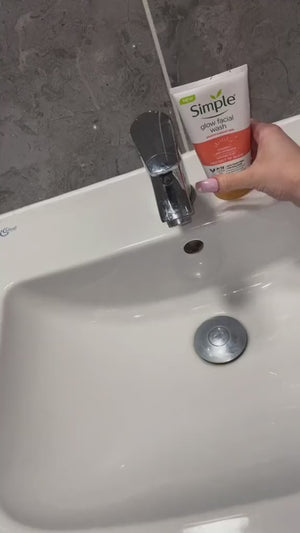Simple - Glow Facial Wash