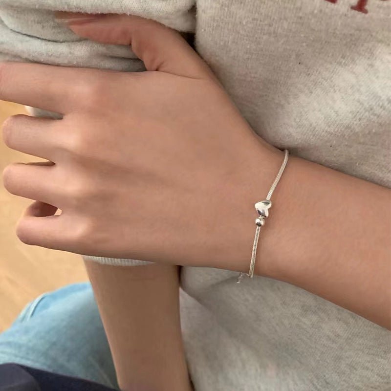 Pure Silver Minimalist Heart - shaped Bracelet For Women - Zambeel