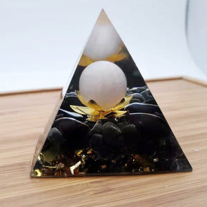 Reiki Division Furniture Pyramid Resin Furniture Home Wind - Zambeel