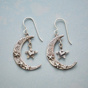 Retro Fashion Creative Women's Earrings - Zambeel
