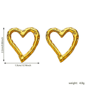 Retro Gold Stud Earrings Simple Lava Heart Shape - Zambeel