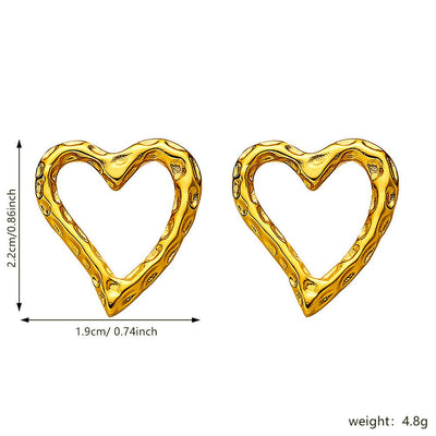 Retro Gold Stud Earrings Simple Lava Heart Shape - Zambeel