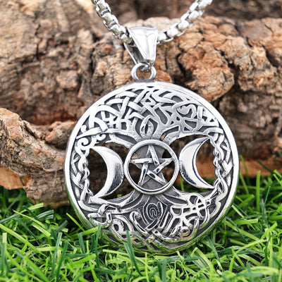 Retro Necklace With A Star - and - moon Pattern And A Five - pointed Star Designtrendy And Stylish - Zambeel