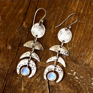 Retro Style Moon Phase Moonstone Long Women's Alloy - Zambeel