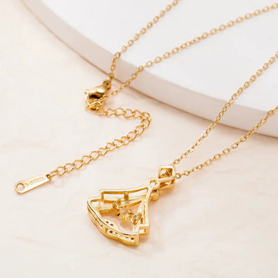Rhinestone Decor Pendant Necklace - Zambeel