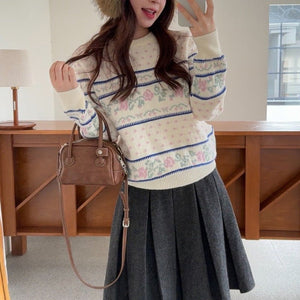 Round - Neck Rose Jacquard Knit Sweater Loose - Fit Pullover - Zambeel