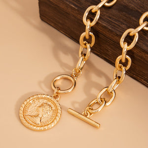 Round Pendant Clavicle Chain Simple Geometry - Zambeel