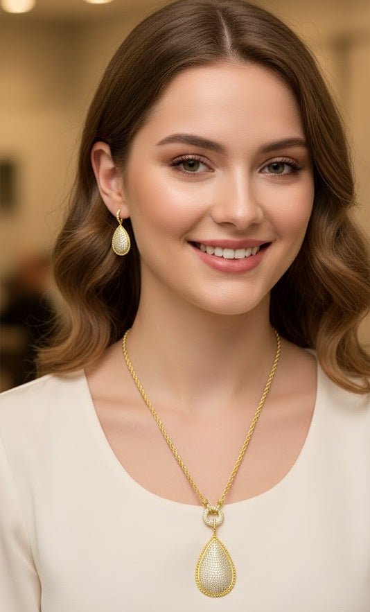 Royal Teardrop Pendant Necklace Set - Zambeel