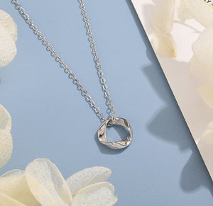 S925 Silver Double Ring Necklace Female Mobius Clavicle Chain - Zambeel