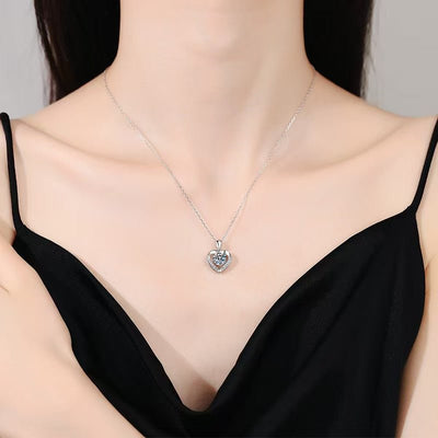 S925 Sterling Silver Love Heart Womens Eternal Heart Moissanite Necklace - Zambeel