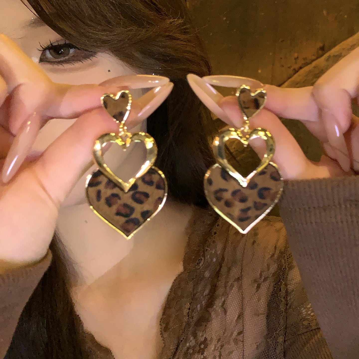 Silver Needle Heart - Shaped Leopard - Print Pendant Earrings - Zambeel
