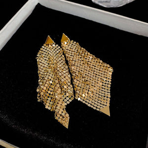 Silver Needle Triangle Sequins Irregular Earrings - Zambeel