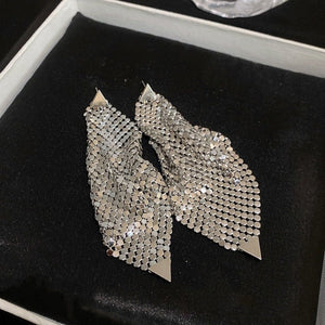 Silver Needle Triangle Sequins Irregular Earrings - Zambeel