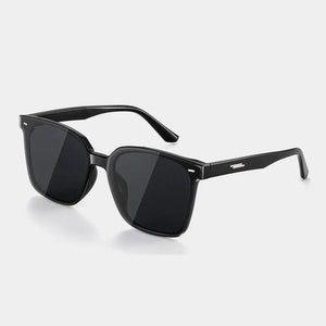 Smart Glasses Protect Eyesight © - Zambeel