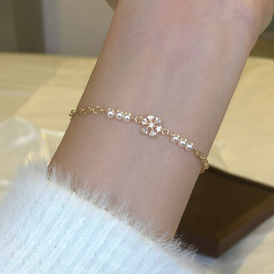 Snowflake Zircon Pearl Bracelet Female Niche Beaded - Zambeel