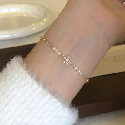 Snowflake Zircon Pearl Bracelet Female Niche Beaded - Zambeel