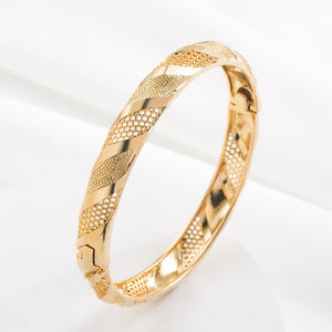 Special - interest Design Copper Plated Gold Bracelet For Women - Zambeel