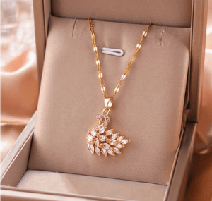Swan Zircon Pendant - Zambeel