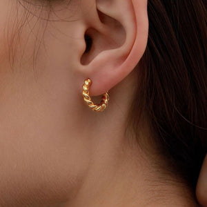 Twisted - Thread Ear Clips For Women Niche Design - Zambeel