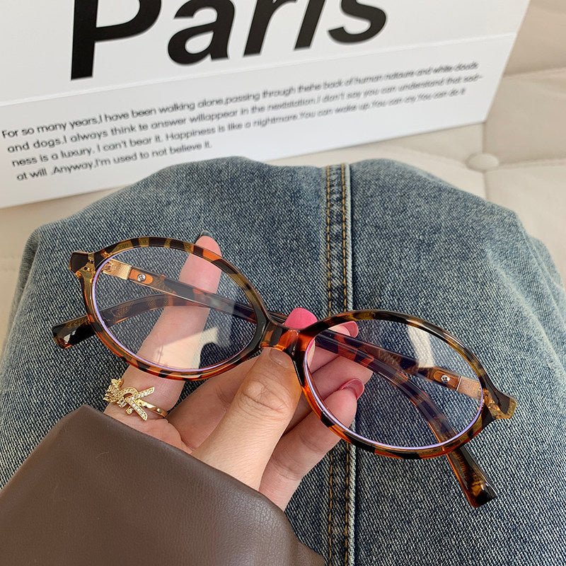 Ultra Light Women's Leopard Print Oval Retro Ins Glasses - Zambeel