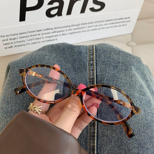 Ultra Light Women's Leopard Print Oval Retro Ins Glasses - Zambeel