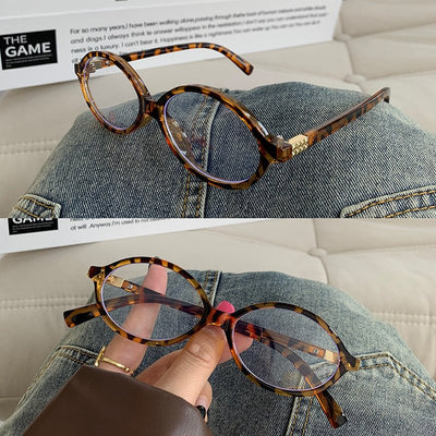 Ultra Light Women's Leopard Print Oval Retro Ins Glasses - Zambeel