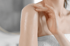 Veet Gold - Almond Whitening Oil (Original) - Zambeel