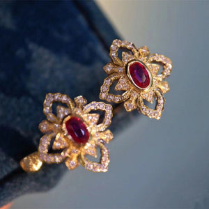 Vintage High - end Flower - shaped Earrings With Rhinestones - Zambeel