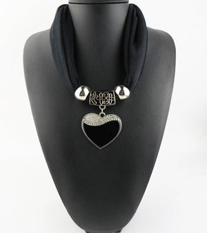 Women's Fashion Simple Heart - Shaped Pendant Scarf - Zambeel