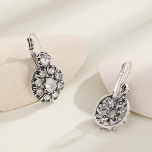 Women's Retro Fashion Creative Earrings - Zambeel