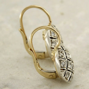 Womens Retro - Style Fashionable Creative Earrings - Zambeel