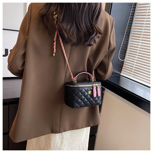 Women's Special - interest Design Diamond Chain Crossbody Bag - Zambeel