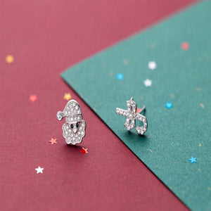 Women's Sterling Silver Asymmetric Diamond - embedded Santa Stud Earrings - Zambeel