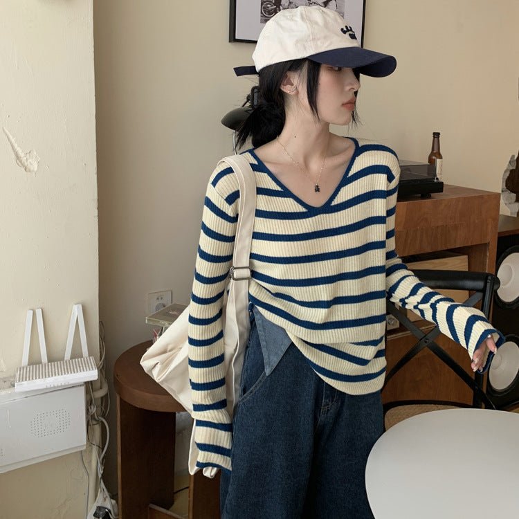 Womens V - neck Striped Knit Top With Long Sleeves - Zambeel